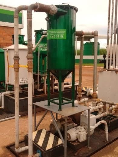 Vaso de ultrafiltração na bomba de abastecimento